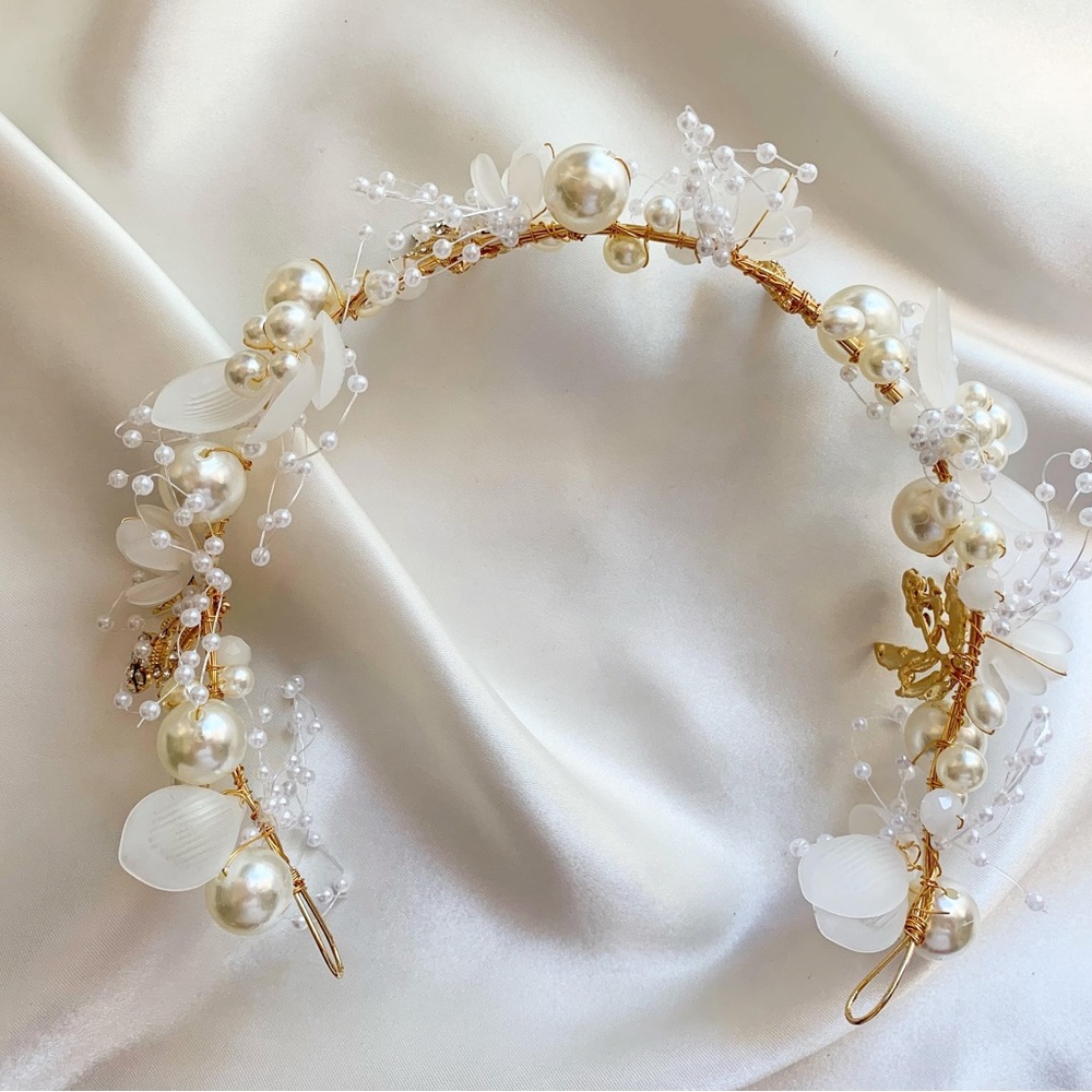 BRIDAL - SELINA Statement Pearls Hair Vine